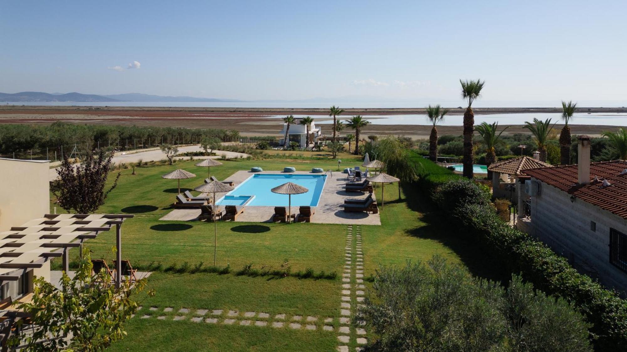 Flamingo View Suites & Villas Nea Poteidaia Buitenkant foto
