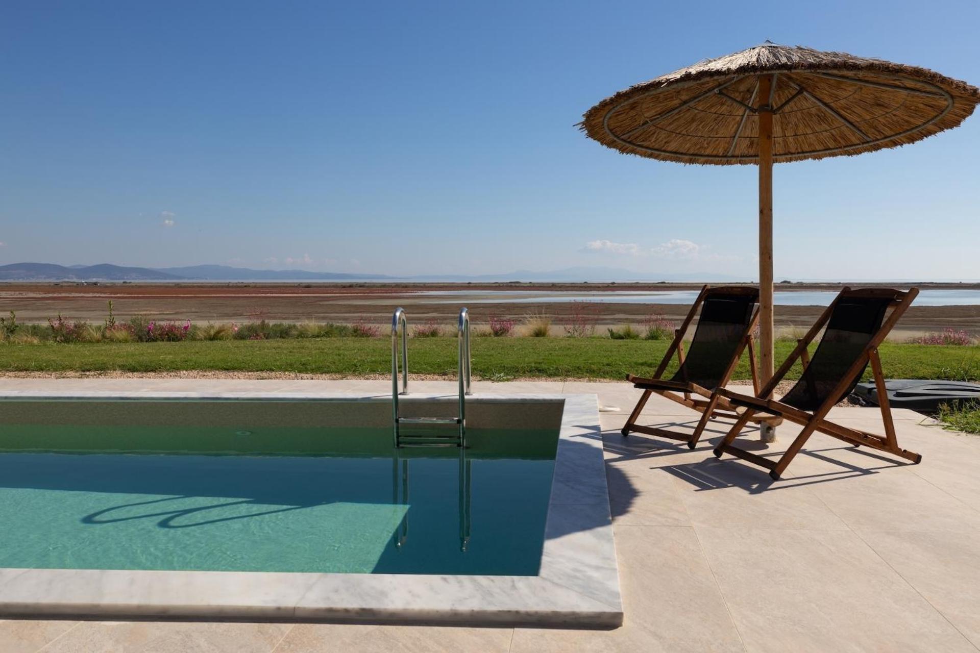 Flamingo View Suites & Villas Nea Poteidaia Buitenkant foto